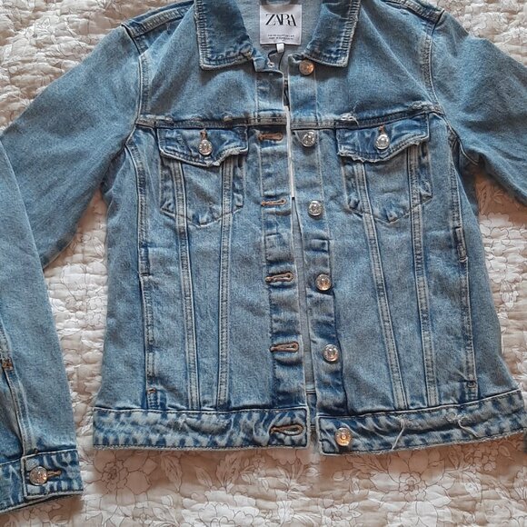 ZARA Distressed Button-up Light Blue Wash Cotton Jean Jacket - Size XS - Picture 8 of 11